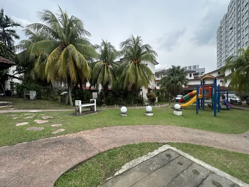 Townhouse for Sale in Bandar Pinggiran Subang (Shah Alam) - Leon Lim - Exterior - PropertyGuru.com.my