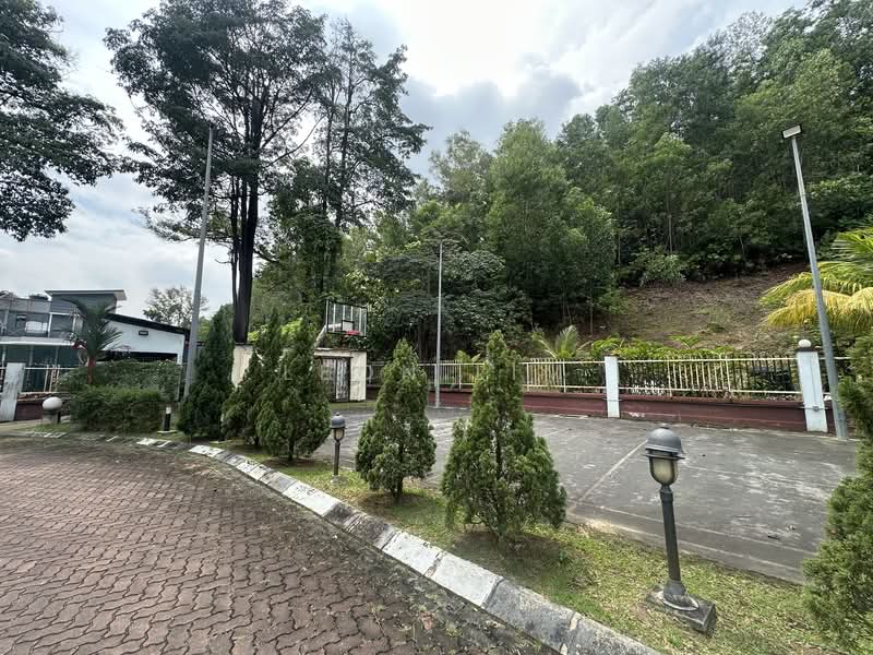 Townhouse for Sale in Bandar Pinggiran Subang (Shah Alam) - Leon Lim - Exterior - PropertyGuru.com.my