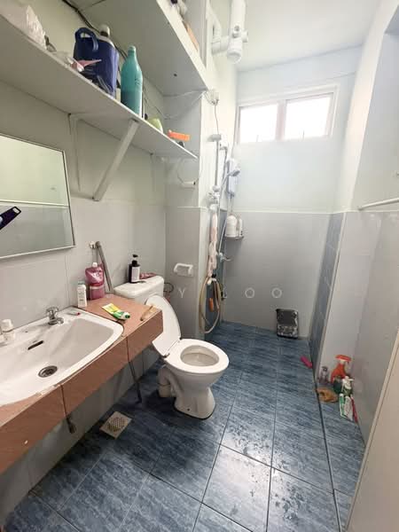 Indah Court Apartment untuk Untuk Dijual - RM 358,000, Mac 2026 - Bathroom - PropertyGuru.com.my