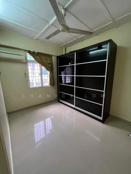 2.5-storey Terraced House for Sale in Bandar Puteri Puchong (Puchong) - Shanice Low - Bedroom - PropertyGuru.com.my