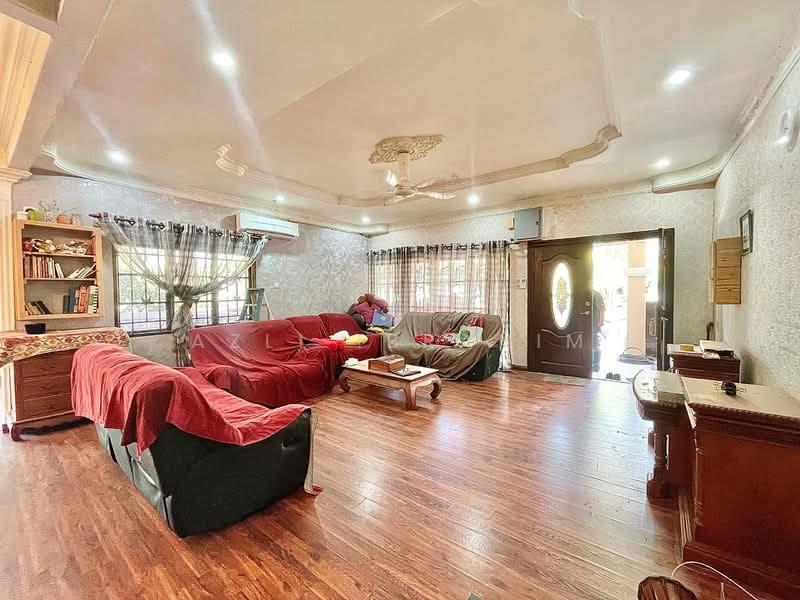 Bandar Nusaputra untuk Untuk Dijual - RM 950,000, Mac 2026 - Living Room - PropertyGuru.com.my