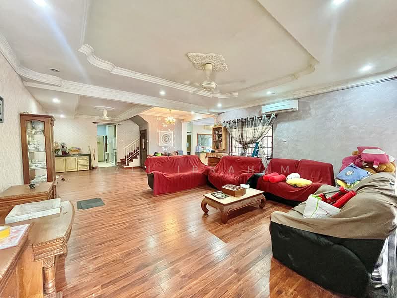 Bandar Nusaputra untuk Untuk Dijual - RM 950,000, Mac 2026 - Living Room - PropertyGuru.com.my