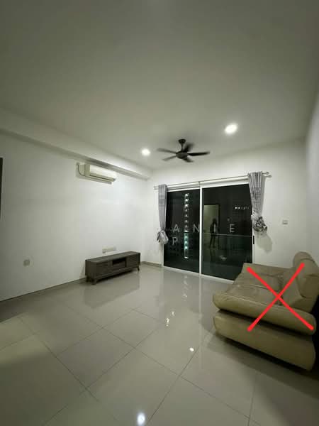 Service Residence for Rent at D'carlton (Residensi Seri Mega) - Stephanie Yap - Living Room - PropertyGuru.com.my