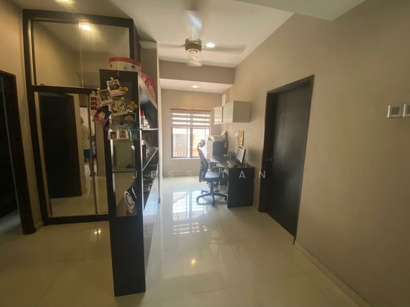 2nd floor Study area