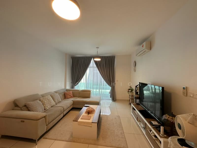 Semi-Detached House for Sale in Skudai (Johor) - Tuxton Phiong - Living Room - PropertyGuru.com.my