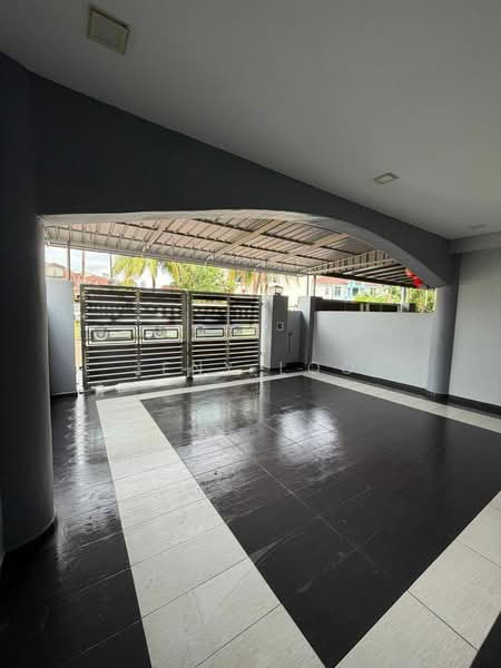 Taman Nusa Bestari untuk Untuk Dijual - RM 748,000, Mac 2026 - Entrance - PropertyGuru.com.my