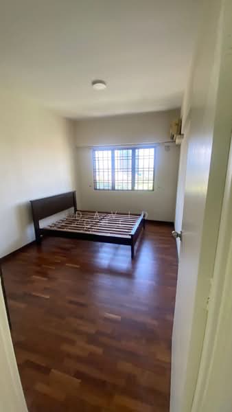 Pangsapuri untuk Disewa di Anjung Hijau (Greenfields) - David Chee - Bedroom - PropertyGuru.com.my