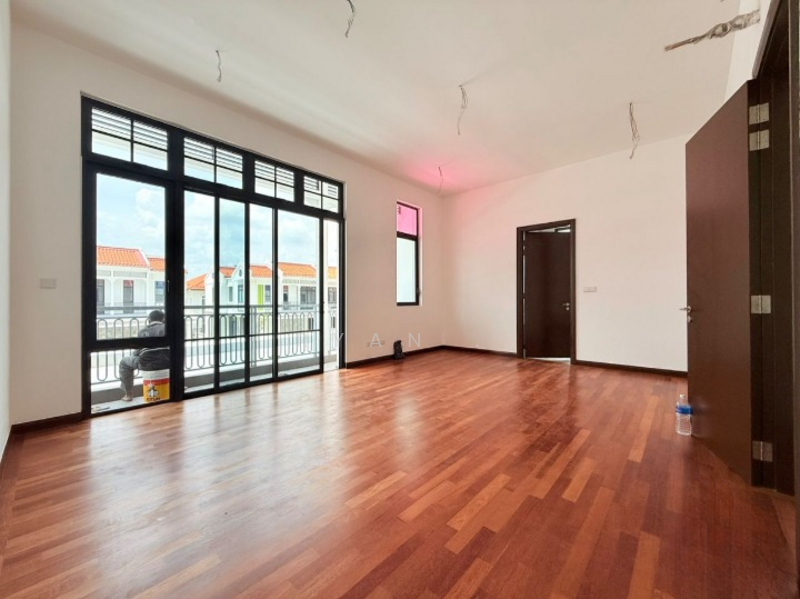 Semi-Detached House for Sale in Setia Alam (Selangor) - Ryan . - Living Room - PropertyGuru.com.my