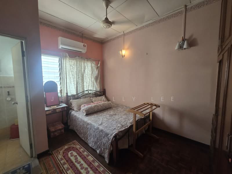 Rumah Teres 2 Tingkat untuk Dijual di Subang Jaya (Selangor) - JeffSally Lee - Bedroom - PropertyGuru.com.my
