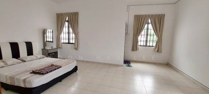 3-storey Terraced House for Sale in Tampoi (Johor) - Boon Hau Lee - Bedroom - PropertyGuru.com.my