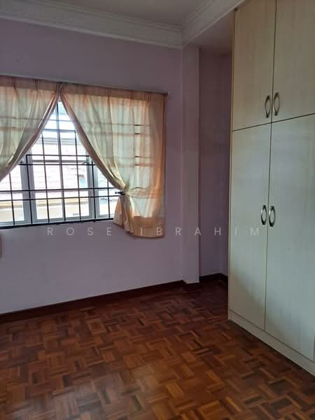2-storey Terraced House for Sale in Bandar Kinrara (Selangor) - Rose Ibrahim - Bedroom - PropertyGuru.com.my
