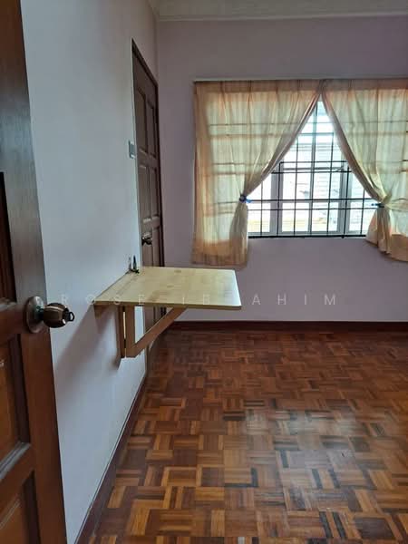 2-storey Terraced House for Sale in Bandar Kinrara (Selangor) - Rose Ibrahim - Interior - PropertyGuru.com.my