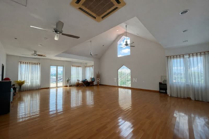 Bungalow for Sale in Taman Stulang Laut (Johor Bahru) - SASER TAN. - Living Room - PropertyGuru.com.my