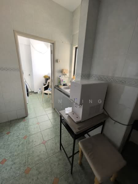 For Rent - Vista Komanwel C