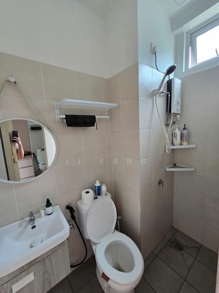 Starhill Luxury Residence untuk Untuk Disewa - RM 2,000 /bulan, Mac 2026 - Bathroom - PropertyGuru.com.my