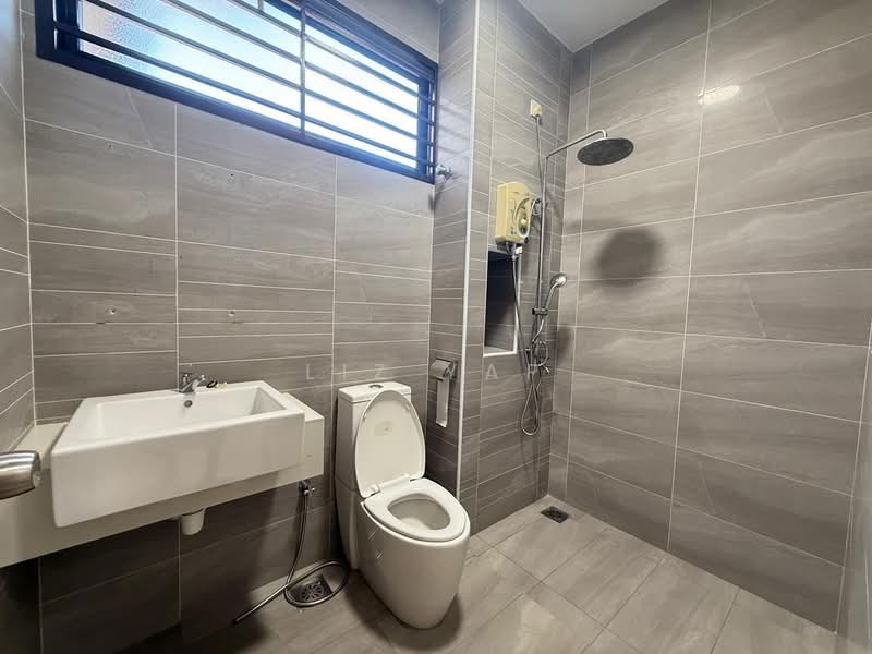 Pearl Seri Austin Seri Austins untuk Untuk Dijual - RM 890,000, Mac 2026 - Bathroom - PropertyGuru.com.my