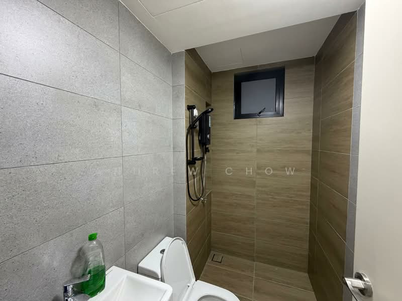 Condominium for Rent at Vivo Executive Apartment - Andrew Chow - Bathroom - PropertyGuru.com.my