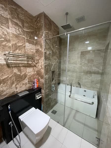 Service Residence for Rent at Paragon Suites @ CIQ - Lydia Wee - Bathroom - PropertyGuru.com.my