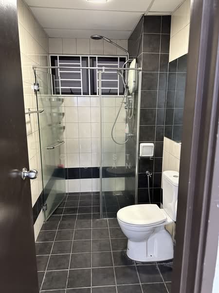 Condominium for Sale at Indah Alam (Subang Andaman) - Christie Chan - Bathroom - PropertyGuru.com.my