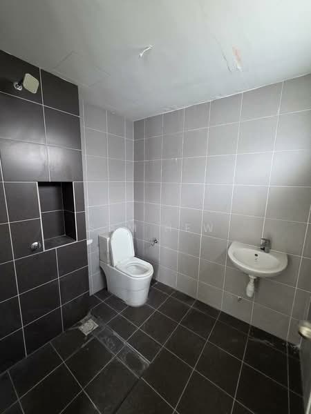 Condominium for Sale at D' Camellia - Sam Hew - Bathroom - PropertyGuru.com.my