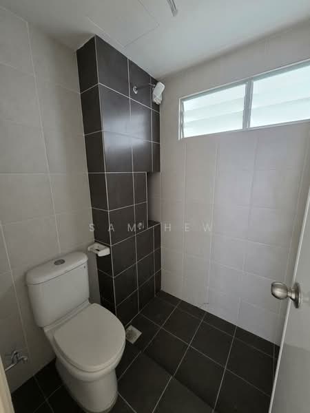Condominium for Sale at D' Camellia - Sam Hew - Bathroom - PropertyGuru.com.my