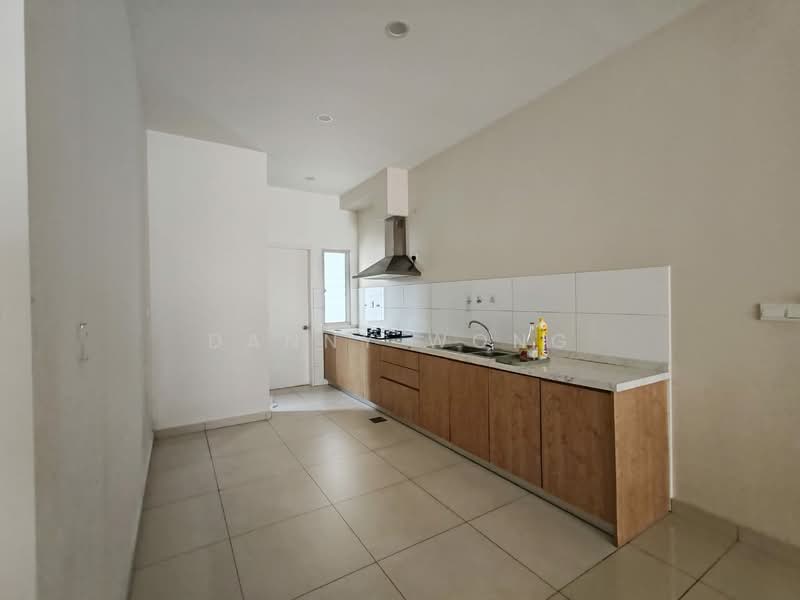 Bandar Gamuda Gardens untuk Untuk Disewa - RM 2,600 /bulan, Mac 2026 - Kitchen - PropertyGuru.com.my