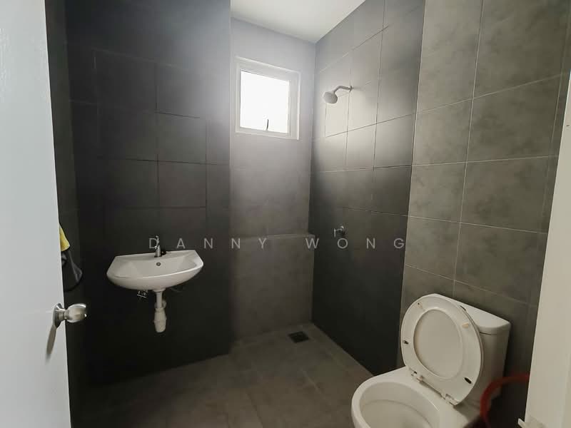 Bandar Gamuda Gardens untuk Untuk Disewa - RM 2,600 /bulan, Mac 2026 - Bathroom - PropertyGuru.com.my