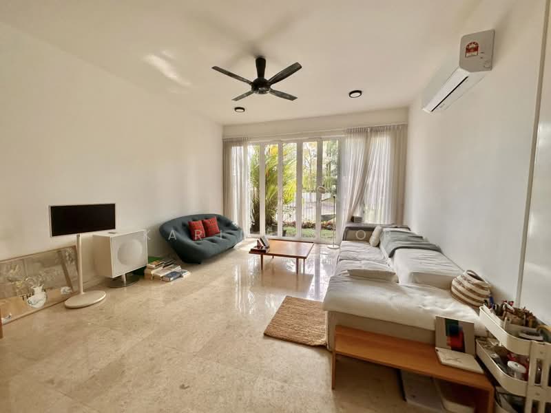 Emerald Bay @ Puteri Harbour untuk Untuk Dijual - RM 4,000,000, Mac 2026 - Living Room - PropertyGuru.com.my