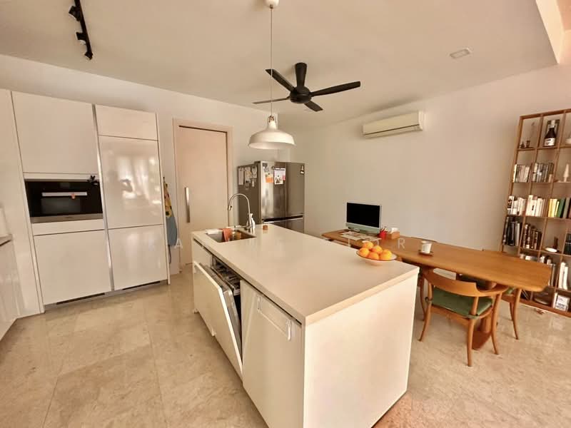 Emerald Bay @ Puteri Harbour untuk Untuk Dijual - RM 4,000,000, Mac 2026 - Kitchen - PropertyGuru.com.my