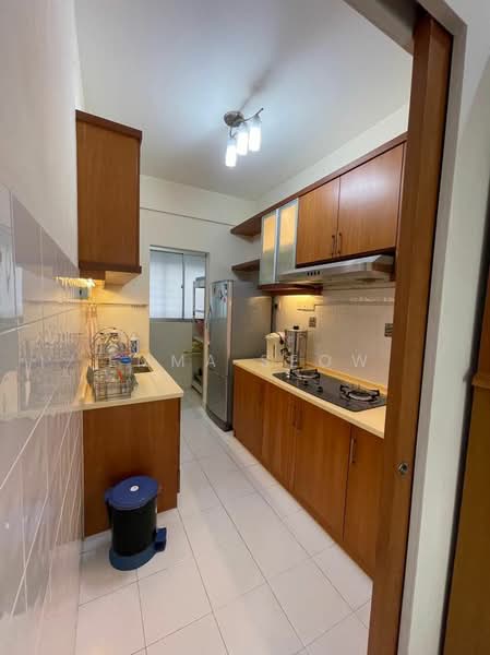 University Place (Plaza Ivory) untuk Untuk Disewa - RM 2,300 /bulan, Mac 2026 - Kitchen - PropertyGuru.com.my