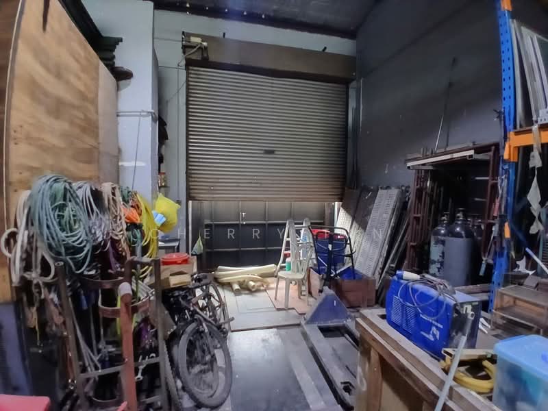 Factory for Sale in Shah Alam (Selangor) - Cherry Tan - Interior - PropertyGuru.com.my