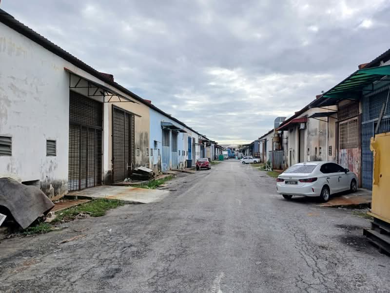 Factory for Sale in Shah Alam (Selangor) - Cherry Tan - Exterior - PropertyGuru.com.my