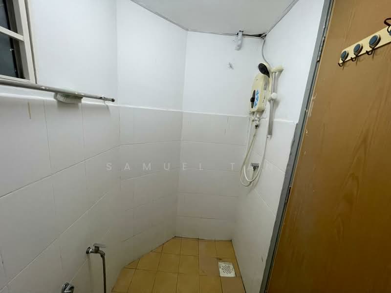 Condominium for Rent at Warisan City View - Samuel Tan - Bathroom - PropertyGuru.com.my