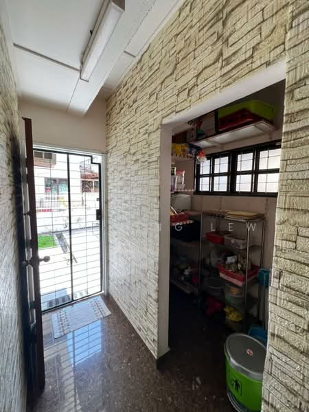Semi-Detached House for Sale in Jalan Ipoh (Kuala Lumpur) - Kim Meng Lew - Entrance - PropertyGuru.com.my