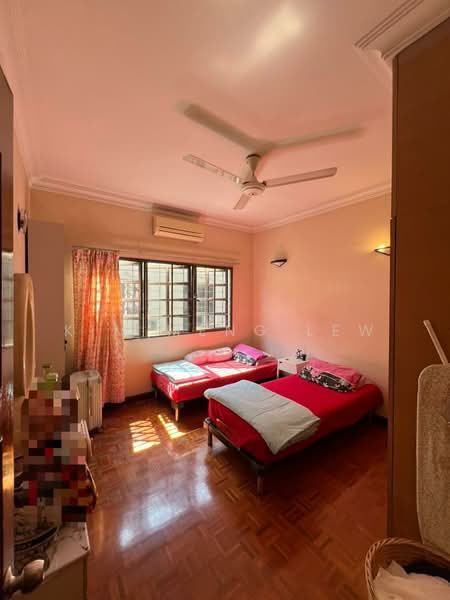 Semi-Detached House for Sale in Jalan Ipoh (Kuala Lumpur) - Kim Meng Lew - Bedroom - PropertyGuru.com.my