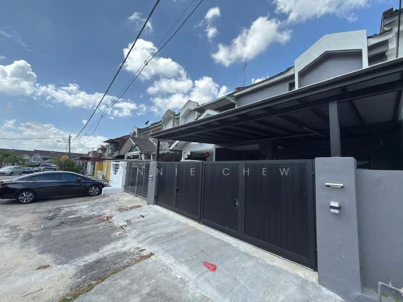 Taman Molek Tamans Moleks Tamans Moleks untuk Untuk Dijual - RM 648,000, Mac 2026 - Exterior - PropertyGuru.com.my