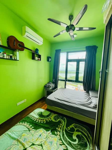 Crescent Bay Suites (Teluk Bayu) untuk Untuk Dijual - RM 430,000, Mac 2026 - PropertyGuru.com.my