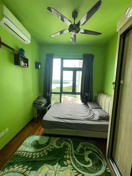 Crescent Bay Suites (Teluk Bayu) untuk Untuk Dijual - RM 430,000, Mac 2026 - PropertyGuru.com.my