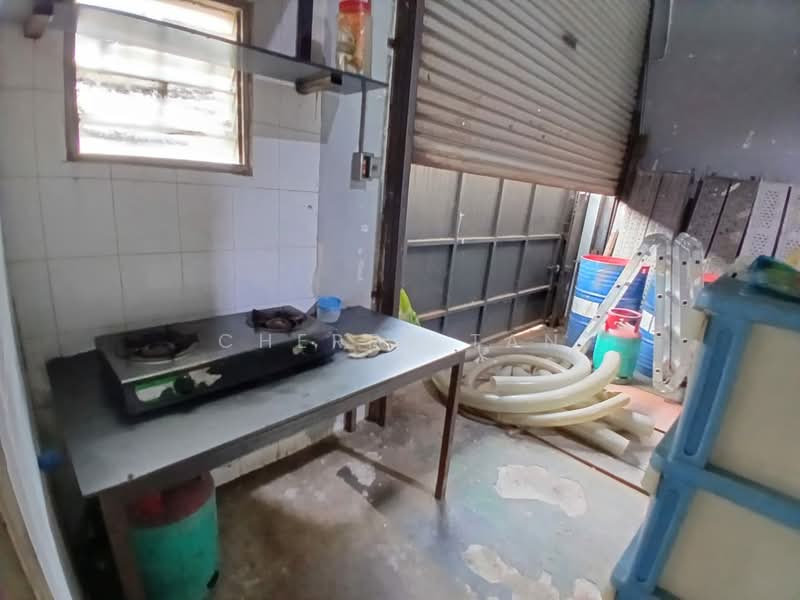 Factory for Rent in Shah Alam (Selangor) - Cherry Tan - Kitchen - PropertyGuru.com.my