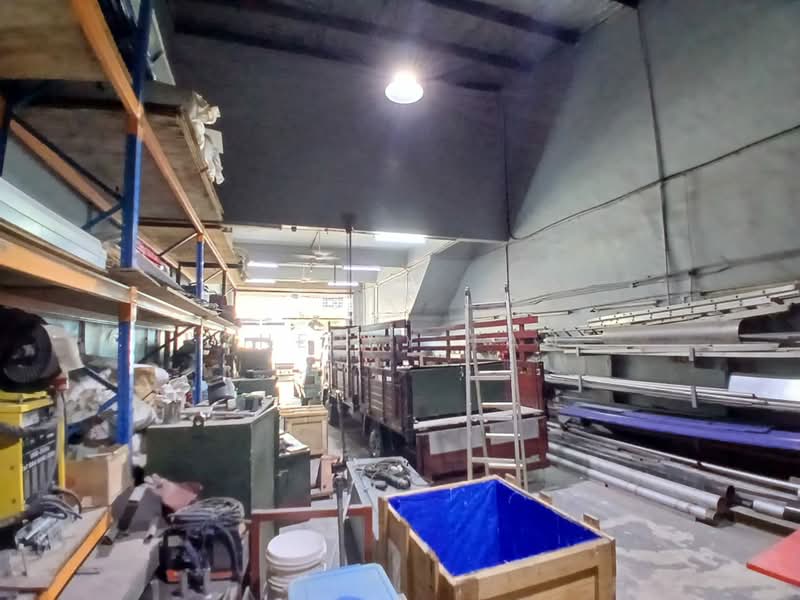 Factory for Rent in Shah Alam (Selangor) - Cherry Tan - Interior - PropertyGuru.com.my