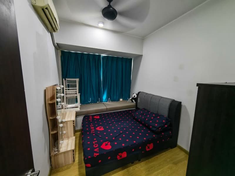 Condominium for Rent at Bay Laurel @ Country Garden Danga Bay - Jia Xi - Bedroom - PropertyGuru.com.my