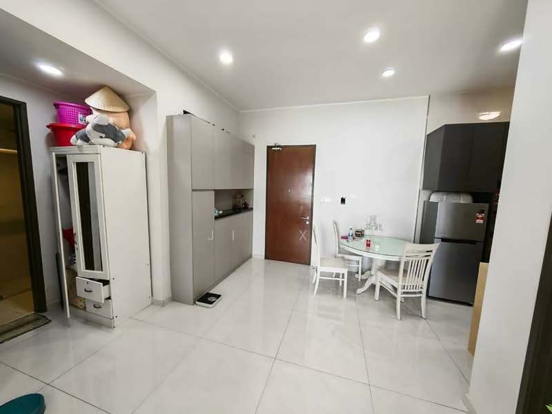 Condominium for Rent at Bay Laurel @ Country Garden Danga Bay - Jia Xi - Dining Room - PropertyGuru.com.my