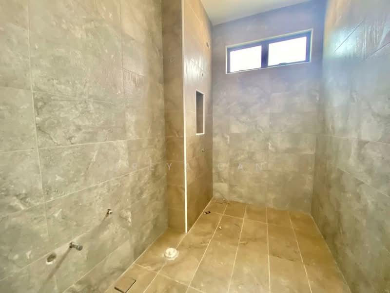 2-storey Terraced House for Sale in Skudai (Johor) - Freya Gan - Bathroom - PropertyGuru.com.my