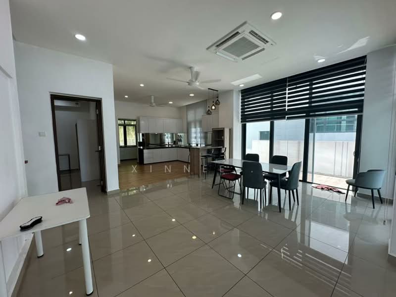Beverly Heights untuk Untuk Disewa - RM 7,000 /bulan, Mac 2026 - Living Room - PropertyGuru.com.my