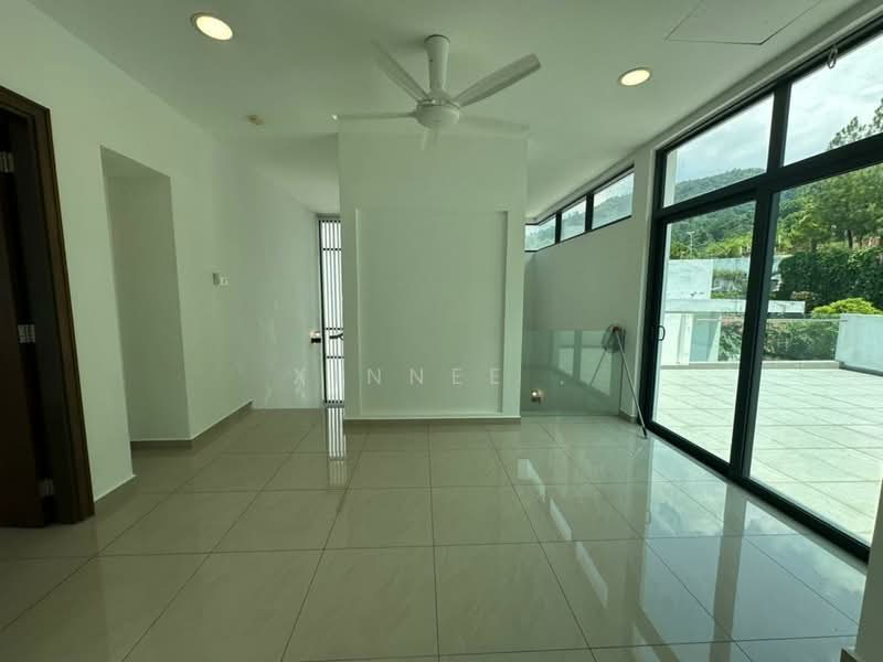 Beverly Heights untuk Untuk Disewa - RM 7,000 /bulan, Mac 2026 - Living Room - PropertyGuru.com.my
