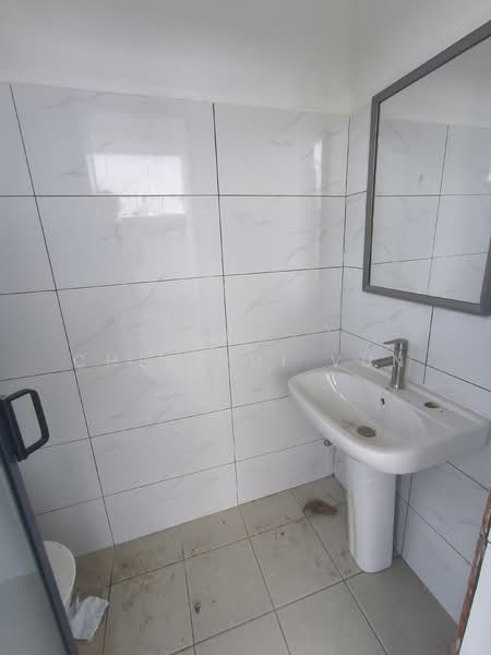 2-storey Terraced House for Sale in Tuaran (Sabah) - Chee Vui Vun - Bathroom - PropertyGuru.com.my