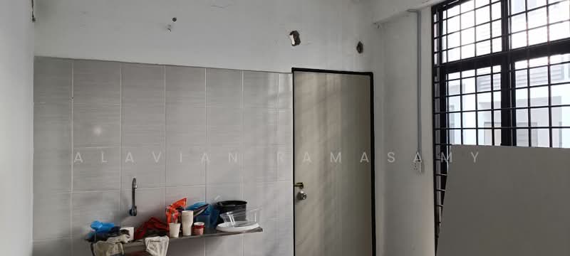 Shop / Office for Rent in Taman Sri Muda (Shah Alam) - Alavian Ramasamy - Kitchen - PropertyGuru.com.my