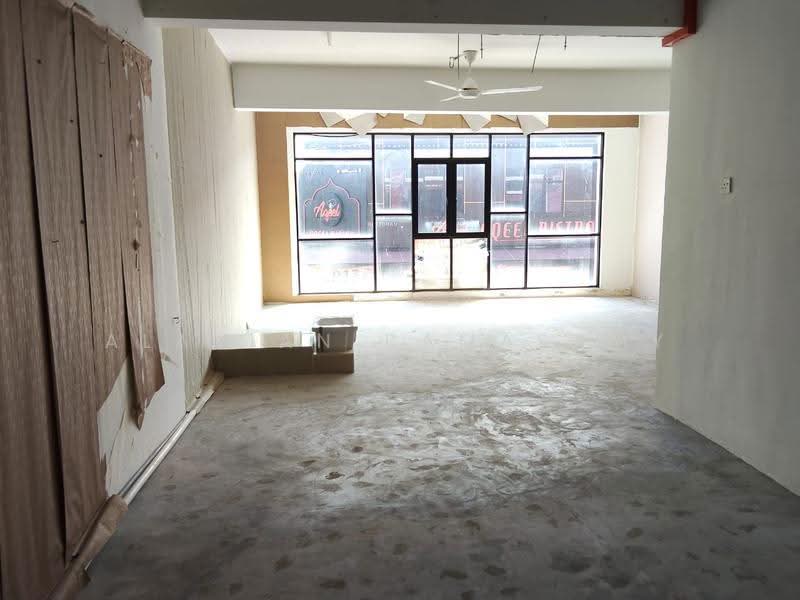 Shop / Office untuk Disewa di Taman Sri Muda (Shah Alam) - Alavian Ramasamy - Interior - PropertyGuru.com.my