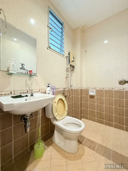 Semi-Detached House for Sale in Setia Alam (Selangor) - Ryan . - Bathroom - PropertyGuru.com.my