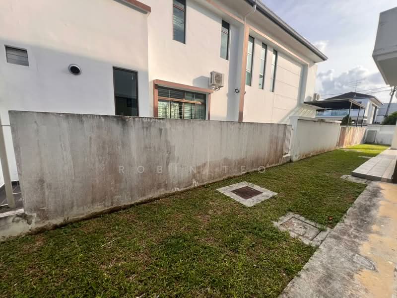 Cluster House for Sale in Bandar Putra (Kulai) - Robin Teo - Exterior - PropertyGuru.com.my
